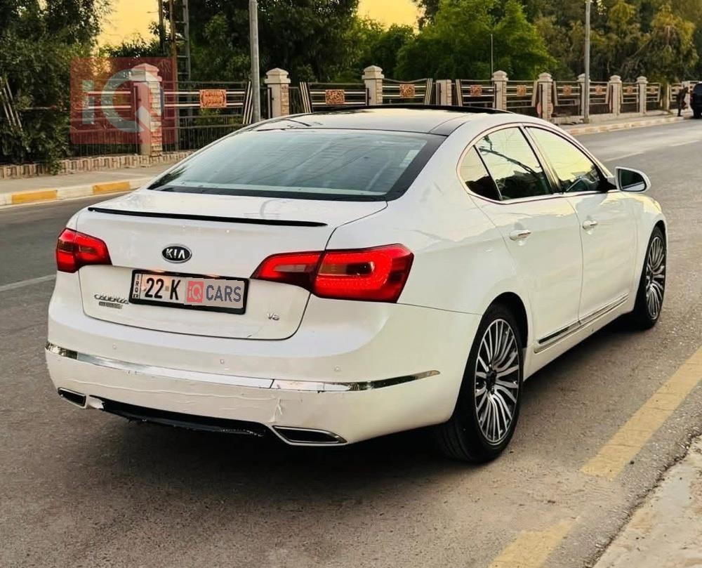 Kia Cadenza